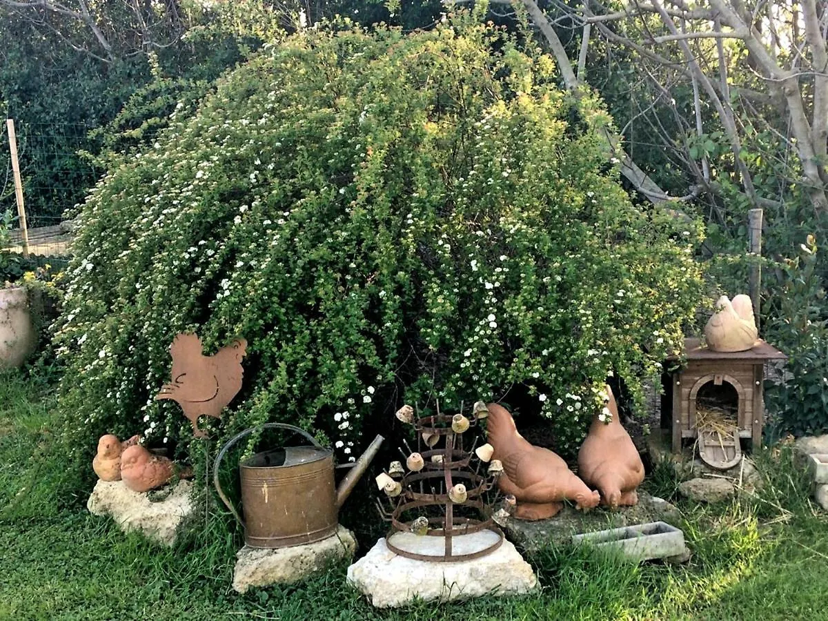 Appartement Dans Mas Provencal Grans Apartment