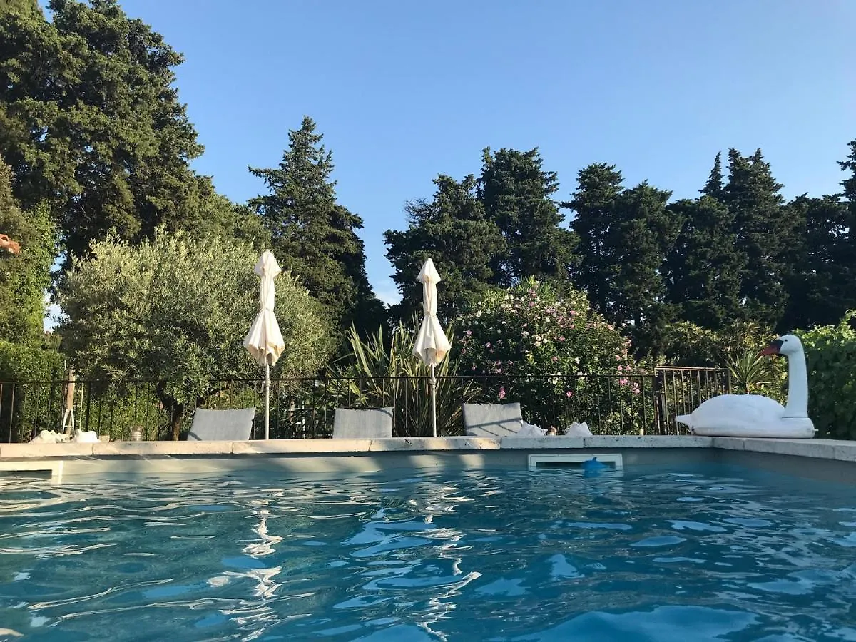 Appartement Dans Mas Provencal Grans