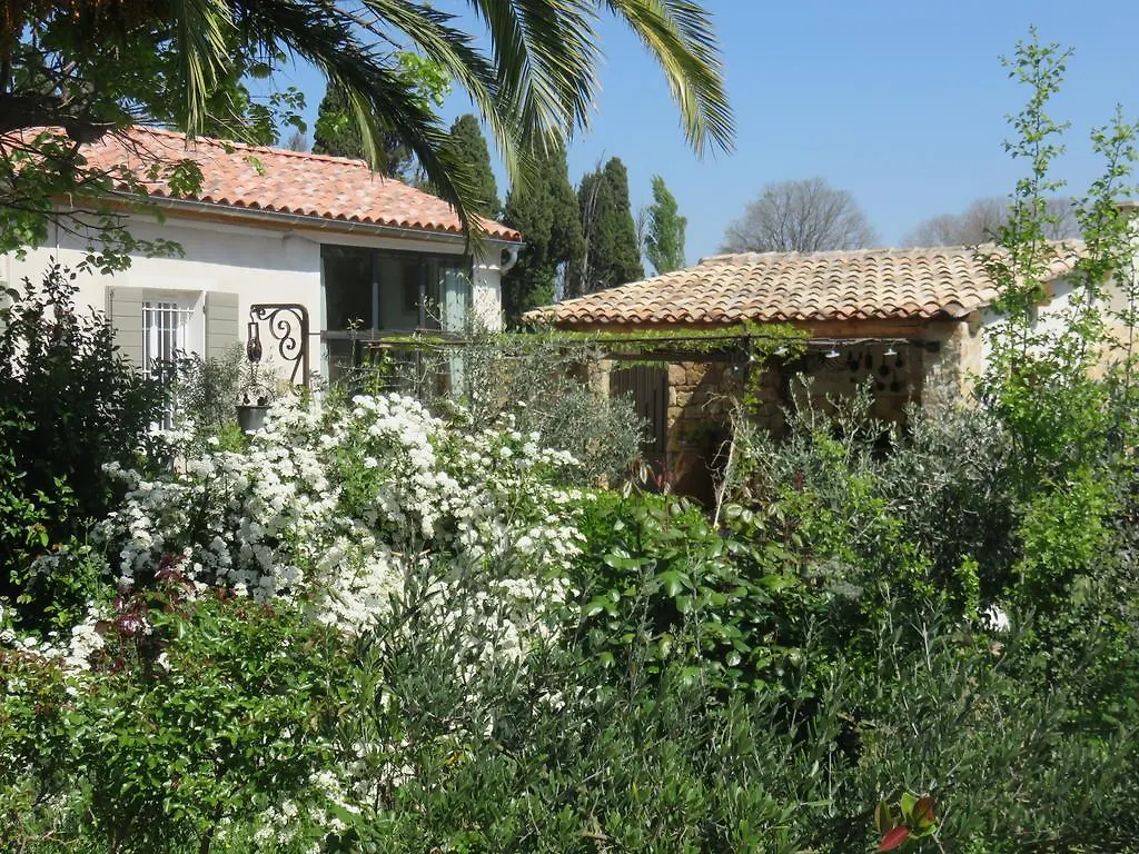Appartement Dans Mas Provencal Grans Frankreich